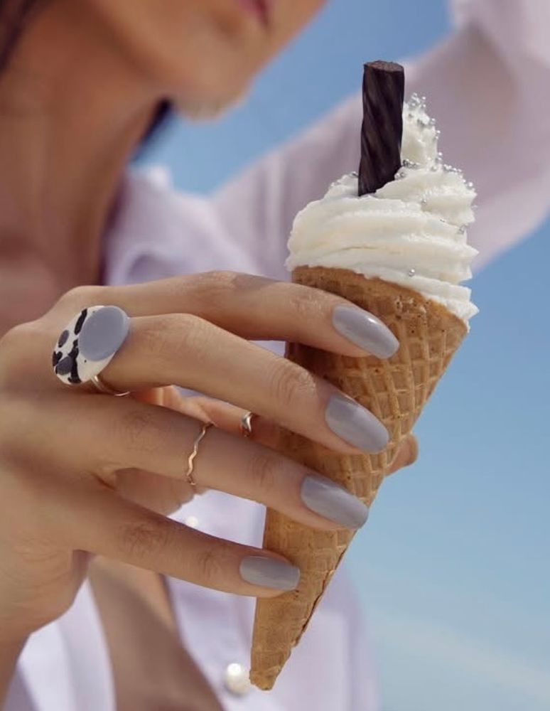 Gemini Liquorice Soft Serve 301