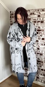 Hovedbilde Hettejakke lang gr&aring; m/print