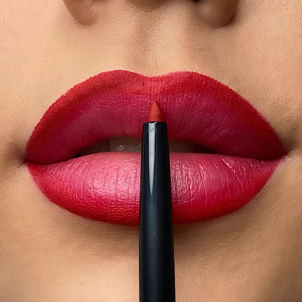 Long Lasting Lipliner
